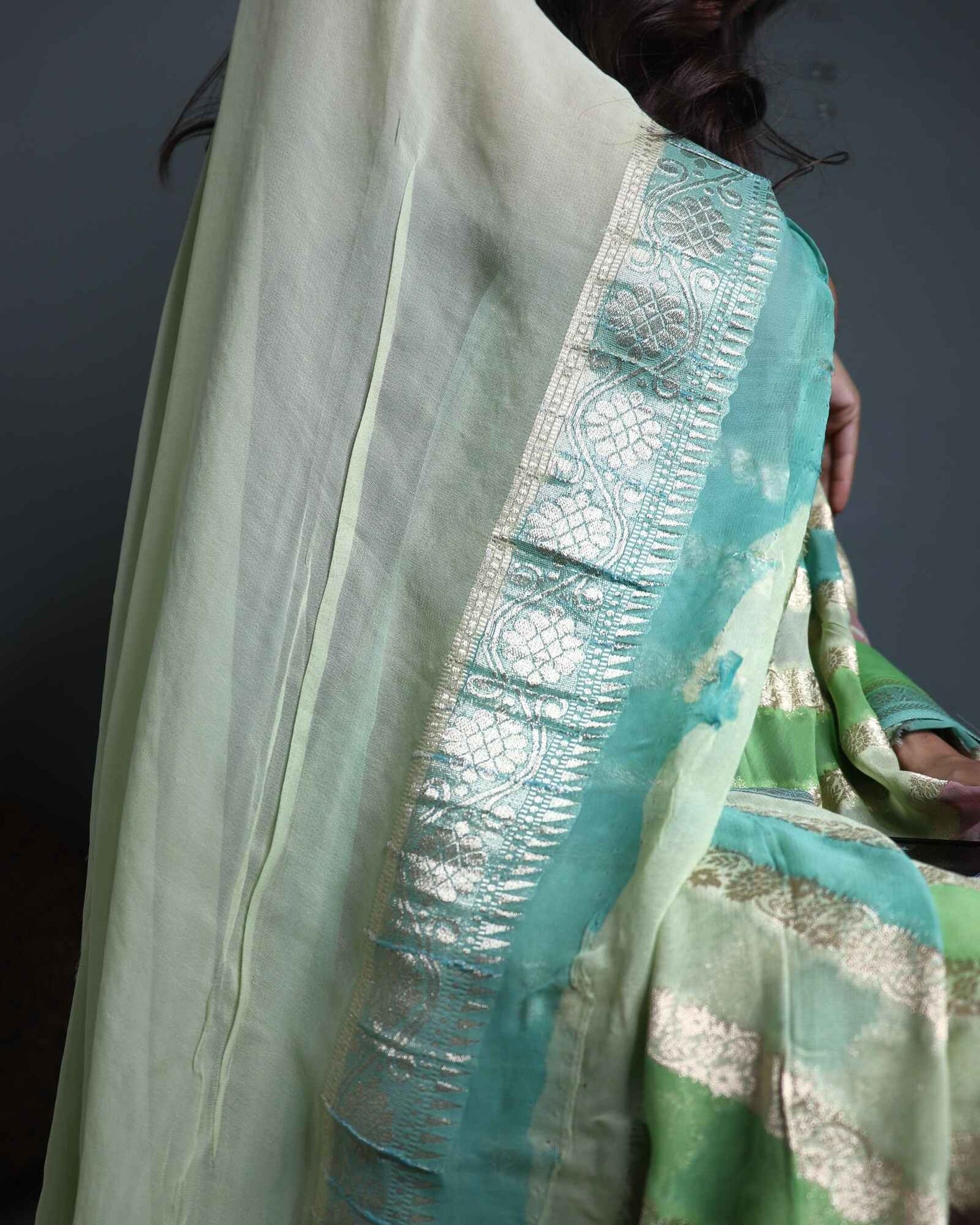 Green Rangkaat Semi Khadi Georgette