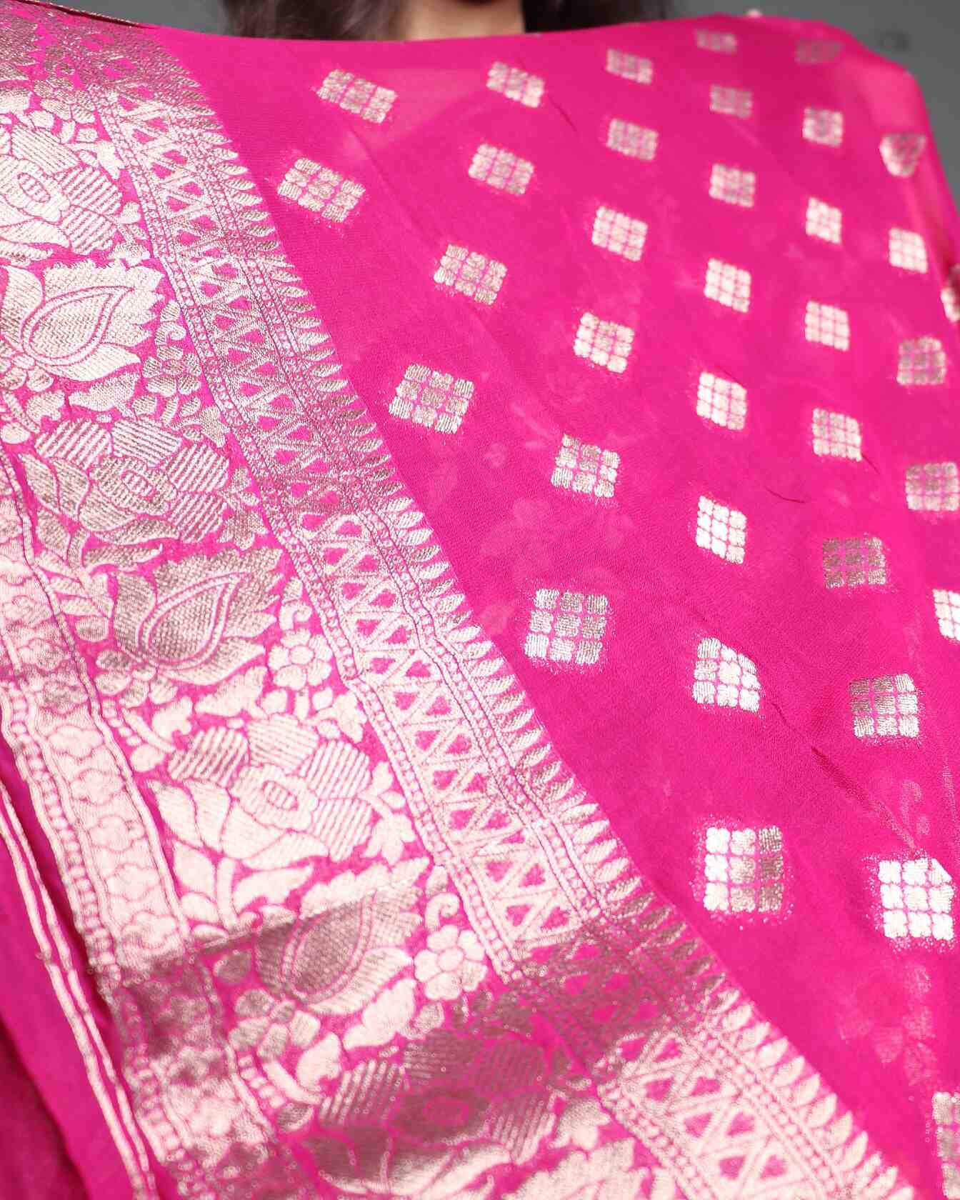 Pink Georgette Banarasi Saree Meenakari Jaal Pattern
