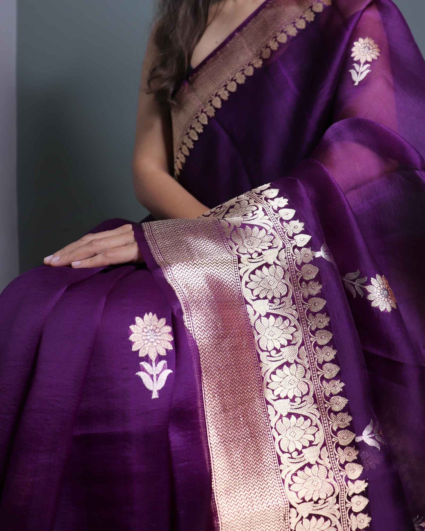 Deep Purple Pure Handloom Organza Silk Banarasi Saree