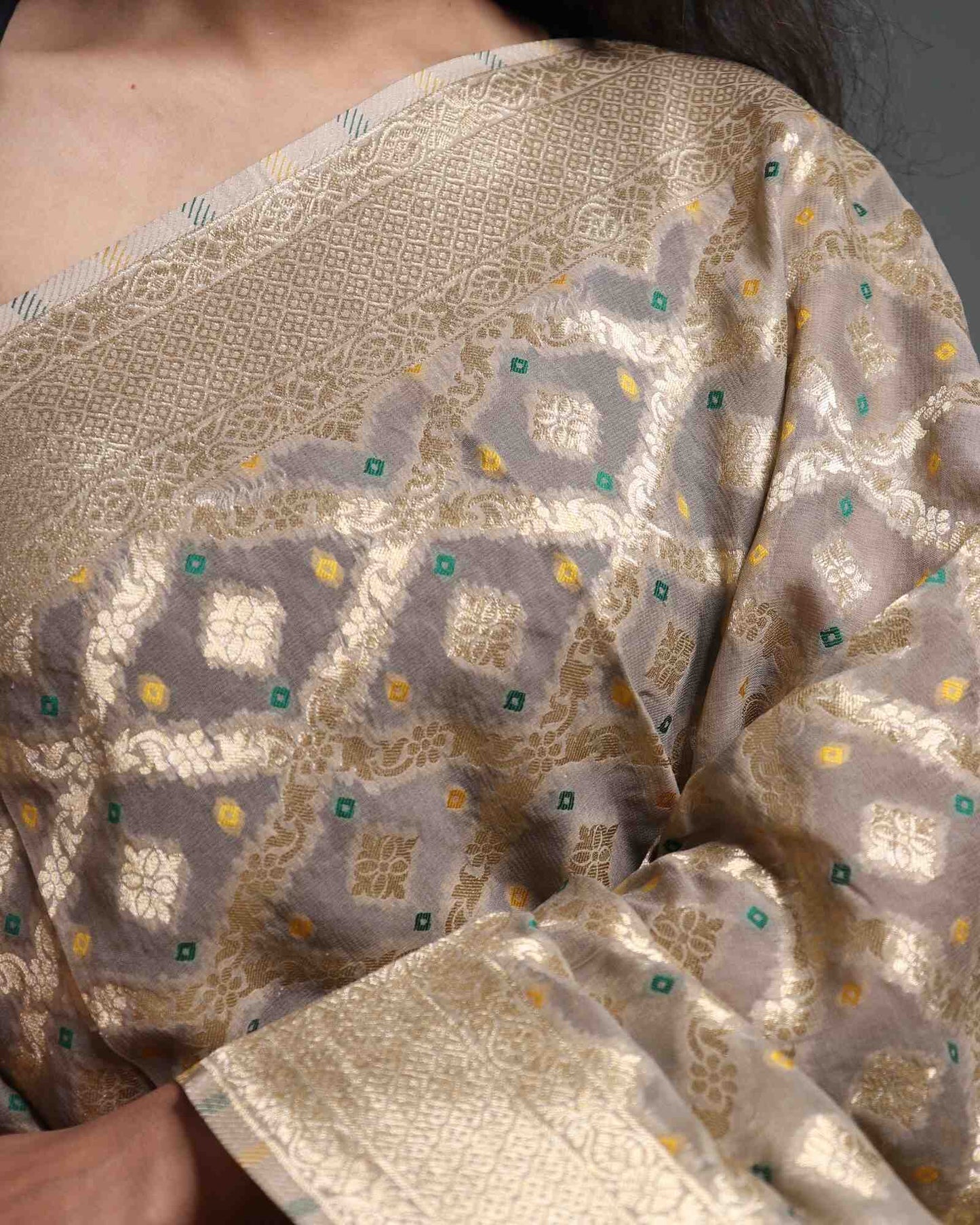 Grey Georgette Banarasi Saree Meenakari Bandhini Pattern